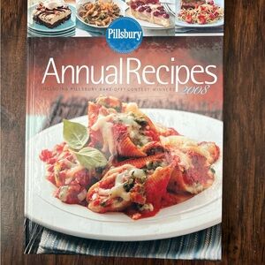Pillsbury Annual Recipes 2008 Cookbook